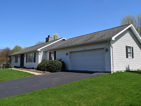 2nd image of 676 Tanager Dr