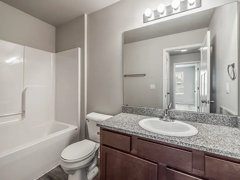 Village at Century Run Townhomes — Photo 16