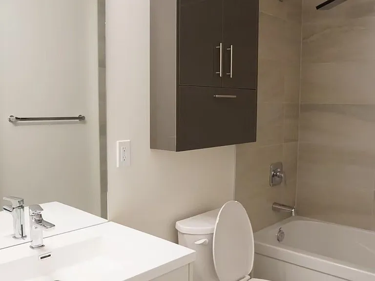 188 Fairview Mall Dr #619 — Photo 5