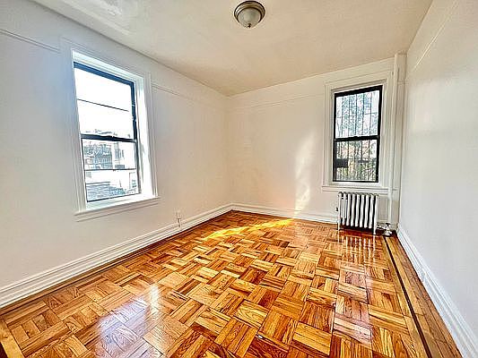 4th image of 1221 60th St APT B2