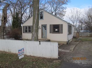 1038 W Schumacher Ave, Flint, MI