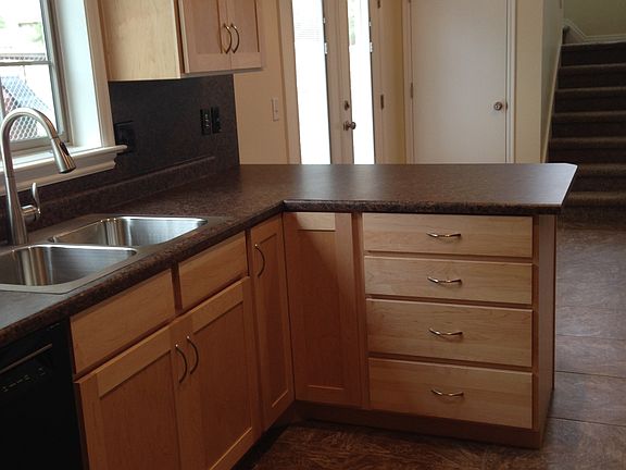 5th image of 561 E Toryn Ln