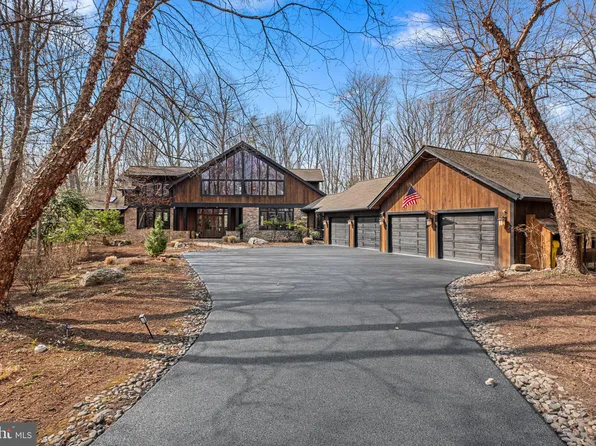 1207 Algonquin Rd, Crownsville, MD 21032