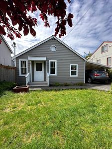 8541 Dayton Ave N, Seattle, WA, 98103