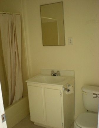 4th image of 273 Comstock Dr