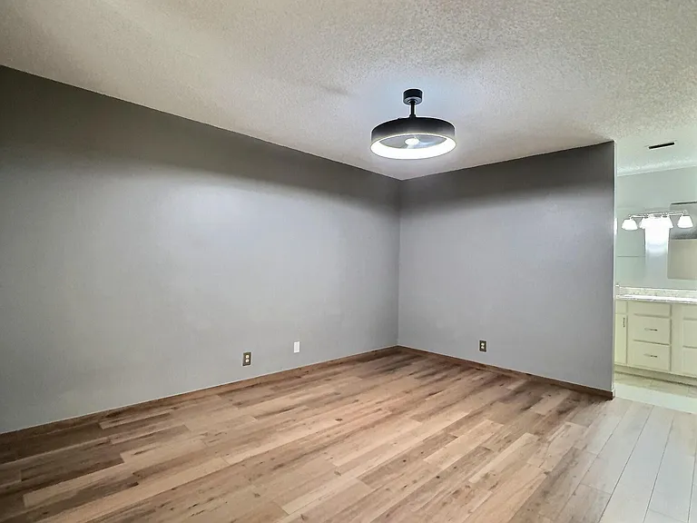3831 Cocoplum Cir #3592 — Photo 12
