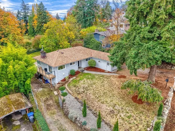 1017 S 208th Street, Des Moines, WA 98198