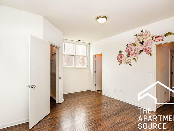 5th image of 2022 S Throop St #E1