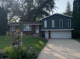 308 14th Ave S, Onalaska, WI 54650