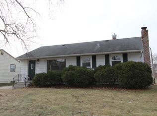 2510 N Fairmount St, Davenport, IA 52804