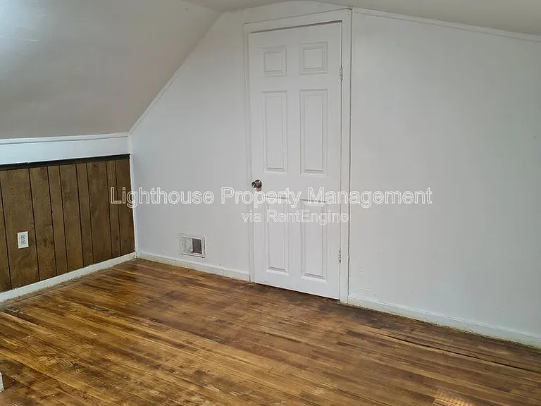 3041 Lemuel St — Photo 16