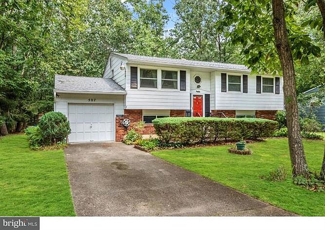 1st image of 507 Wisconsin Trl