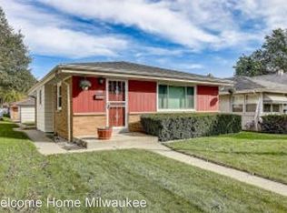 4740 N 81st St, Milwaukee, WI 53218