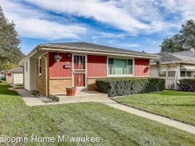 4740 N 81st St, Milwaukee, WI, 53218