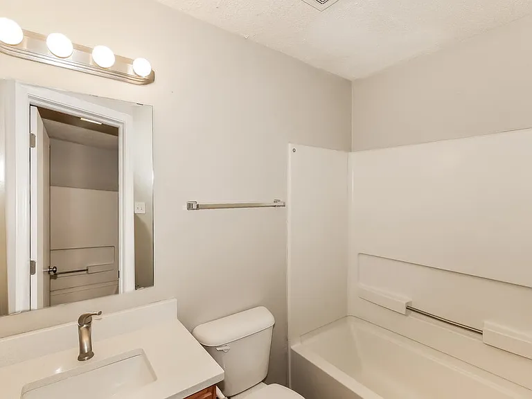 441 Overland Dr — Photo 16