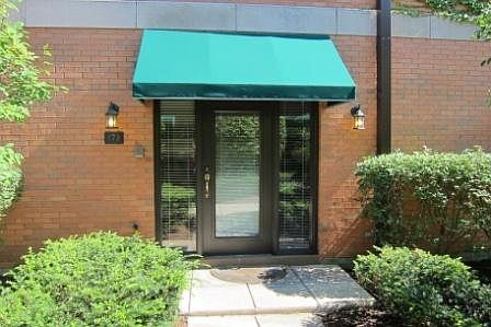 1st image of 672 Vernon Ave #672
