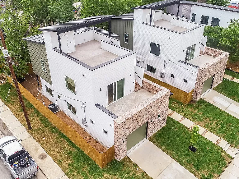 606 S Hackberry — Photo 23