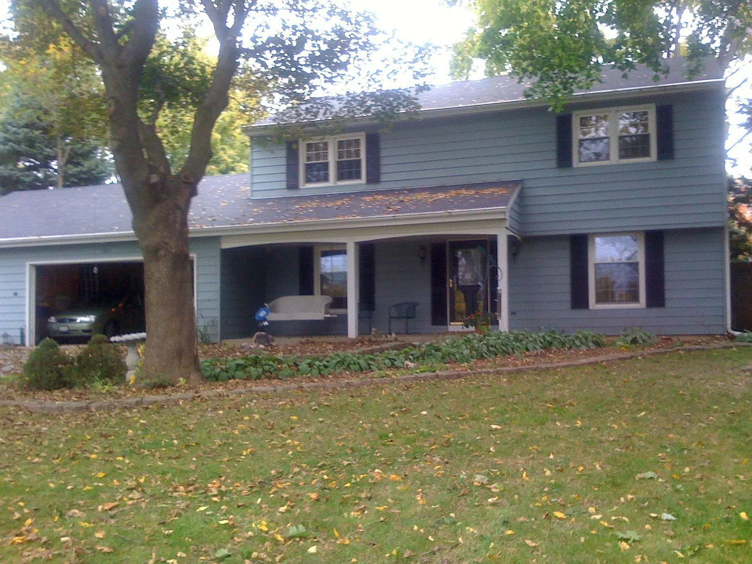 647 Logan Ave photo 1