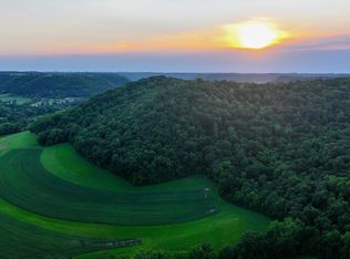 N Pine Creek Rd, La Crescent, MN 55947