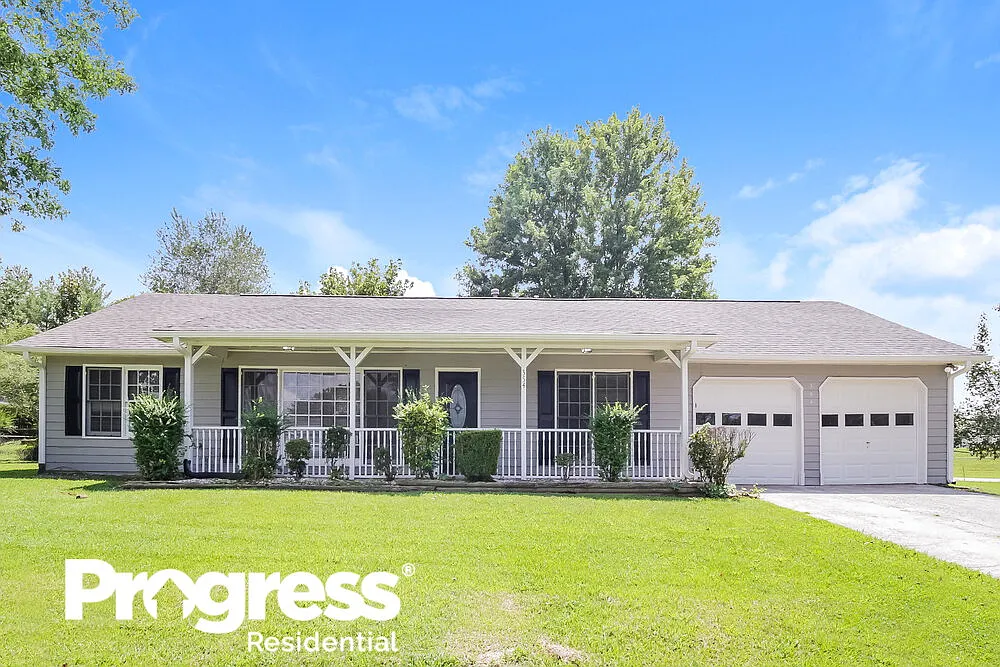 354 Deerfield Dr photo 1
