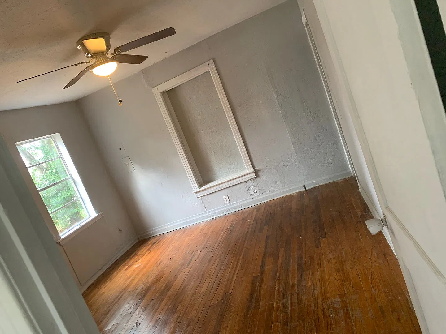 3 Bedroom 1 bathroom Home In Bossier City Near Casinos 1/2 Off First Month's Rent — Photo 4