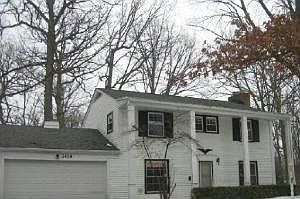 1st image of 3419 S Woodland Ct