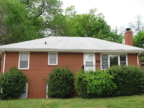 804 Saint James Cir Photo 1