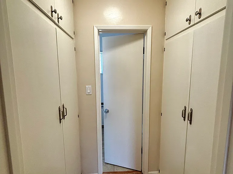 Arcadian Apartments — Photo 9