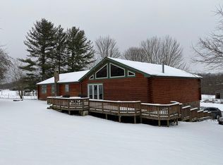 1369 E Whitby Rd, Shady Spring, WV 25918