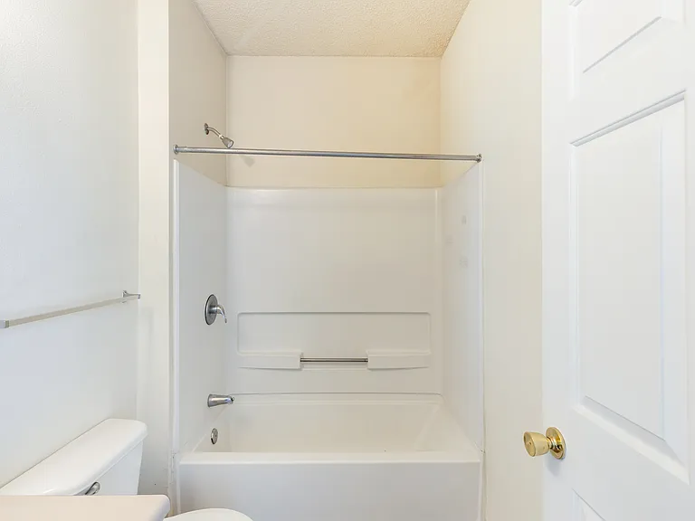 Cape Trails Apartments — Photo 7