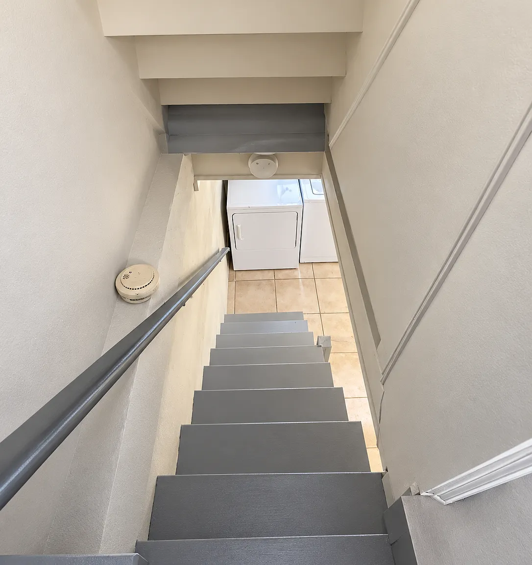 3 bed, 1200 sqft, $1,850 — Photo 4