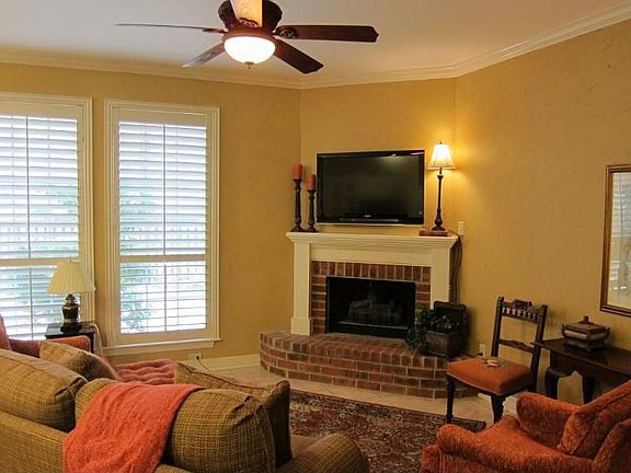 5th image of 3613 Trailwood Ct