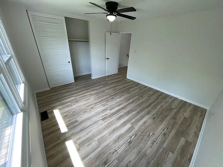 Modern Design Condo Near Shelbyville Country Club! — Photo 17