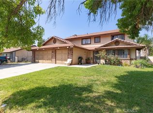 2695 Woodbriar Dr, Riverside, CA 92509