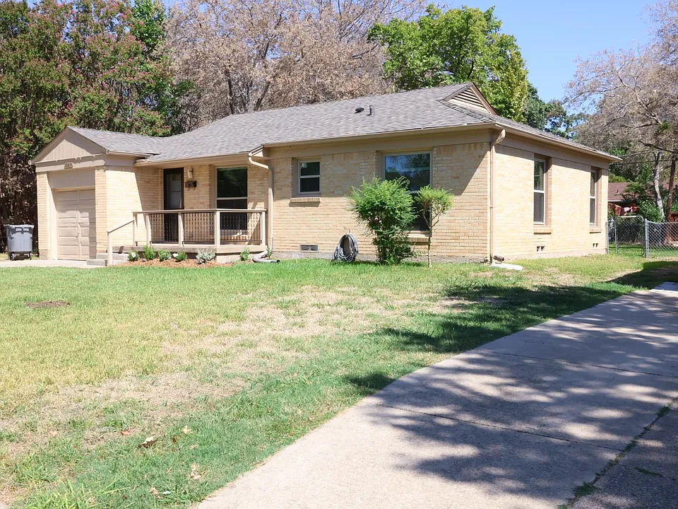 10614 Fern Dr