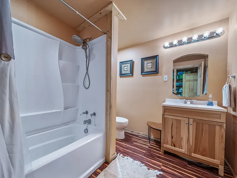 390 Pine View Dr — Photo 18