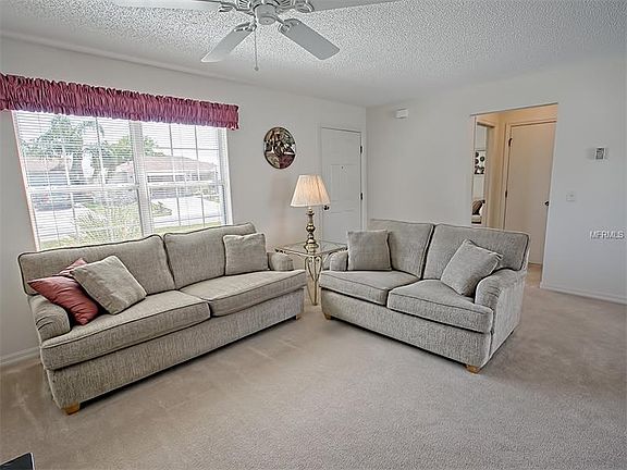 3rd image of 3325 Ashbrook Pl
