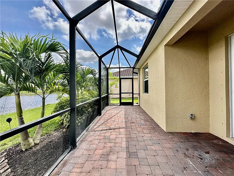 1823 Alameda Dr — Photo 19