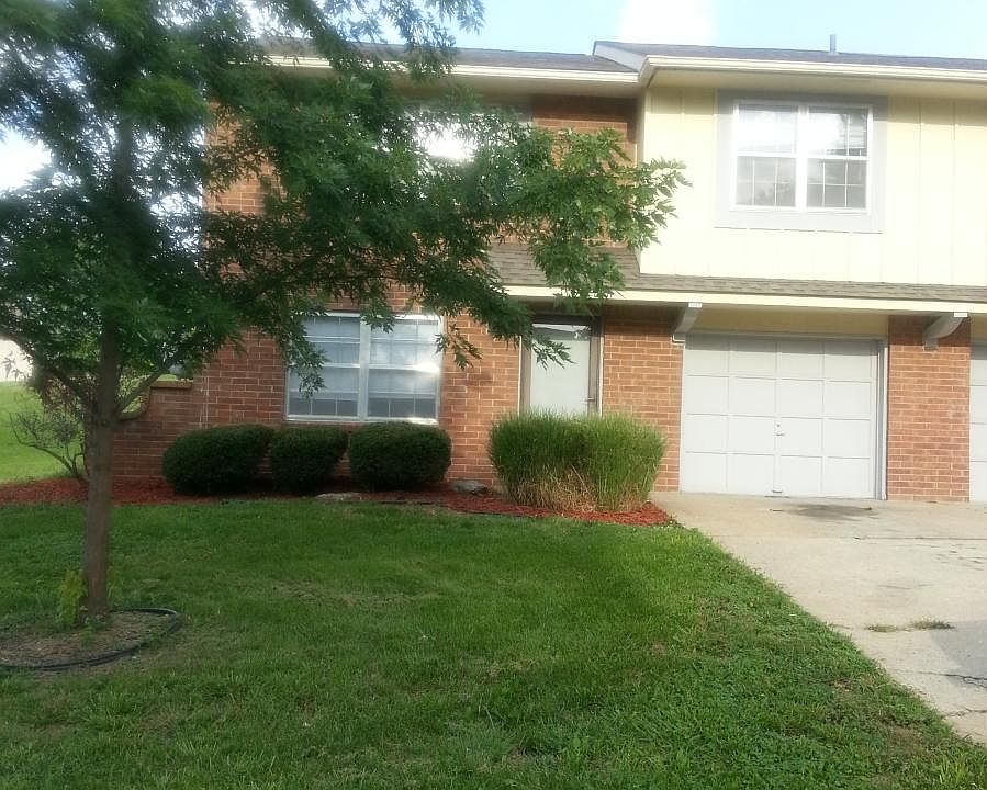 1st image of 1504 NW Cardiff Dr