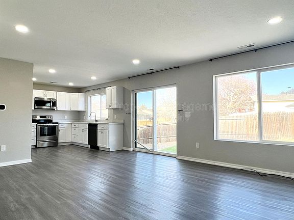 4th image of 7470 Grand Valley Dr