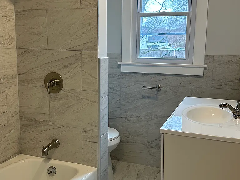 19 Pleasant Ave #2 — Photo 11