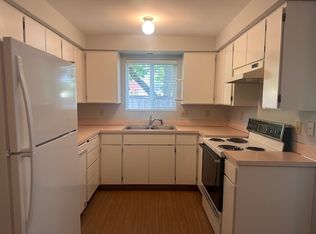 861 W 9th Ave, Junction City, OR 97448
