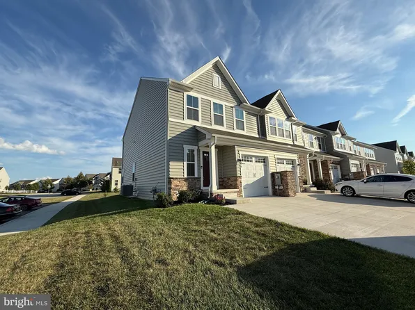 1474 Flintshire Dr, Middletown, DE 19709