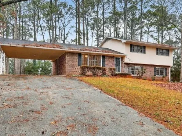4902 Pine Hill Ct E, Stone Mountain, GA 30088
