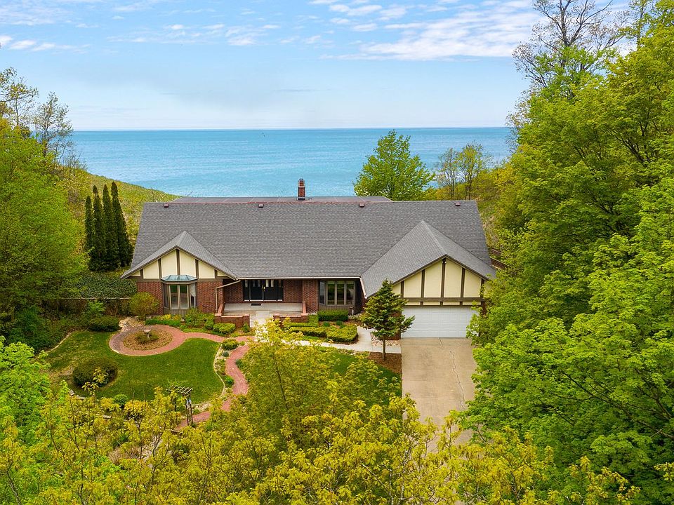 1st image of 11571 Lakeshore Dr
