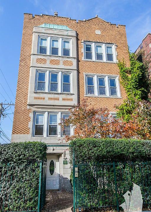 1st image of 6014 N Francisco Ave APT 1