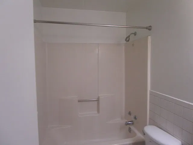 2 bed, 850 sqft, $1,025 — Photo 1