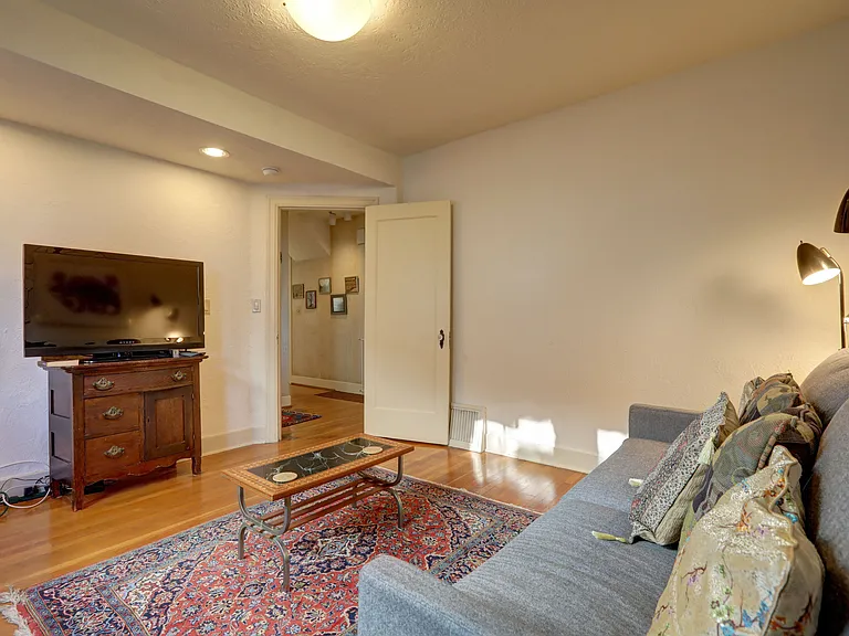 6510 17th Ave NE — Photo 13