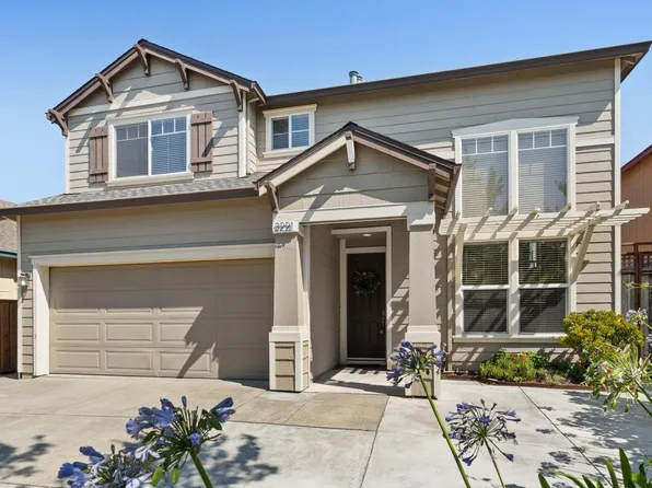 3221 Tupelo Avenue, Santa Rosa, CA 95407