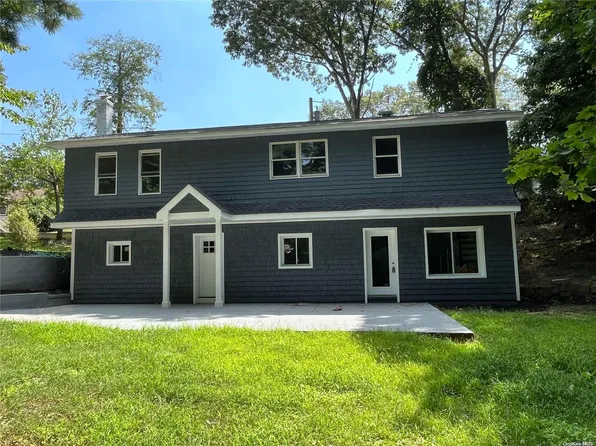 16 Birch Lane, Wading River, NY 11792